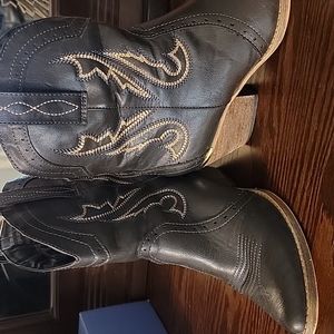 Womens boots size 7.5 very volatile Los angeles